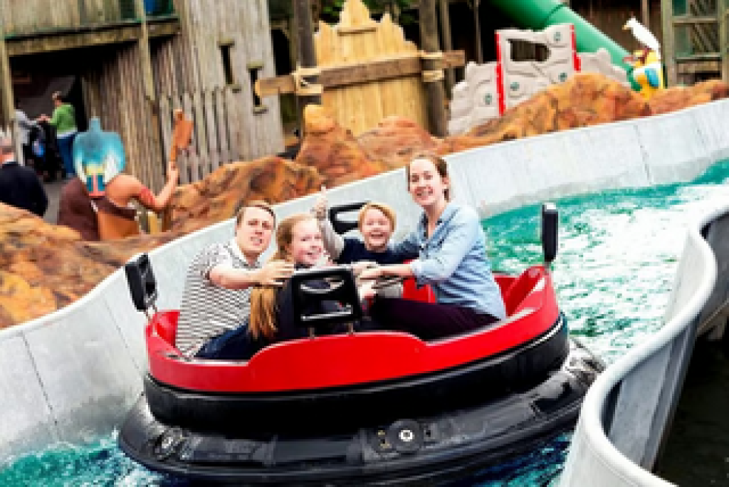 Gulliver’s World Overnight Break & Theme Park Entry Package - Bargain ...
